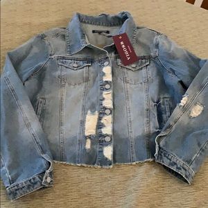 Vigoss Women’s Jean Jacket NWT size XL Distressed